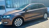 Volkswagen Polo Style 1,2 TSI 105 PS DSG  - Volkswagen Polo aus 2012 mit Benzin-Antrieb: Schiebedach, Kleinwagen