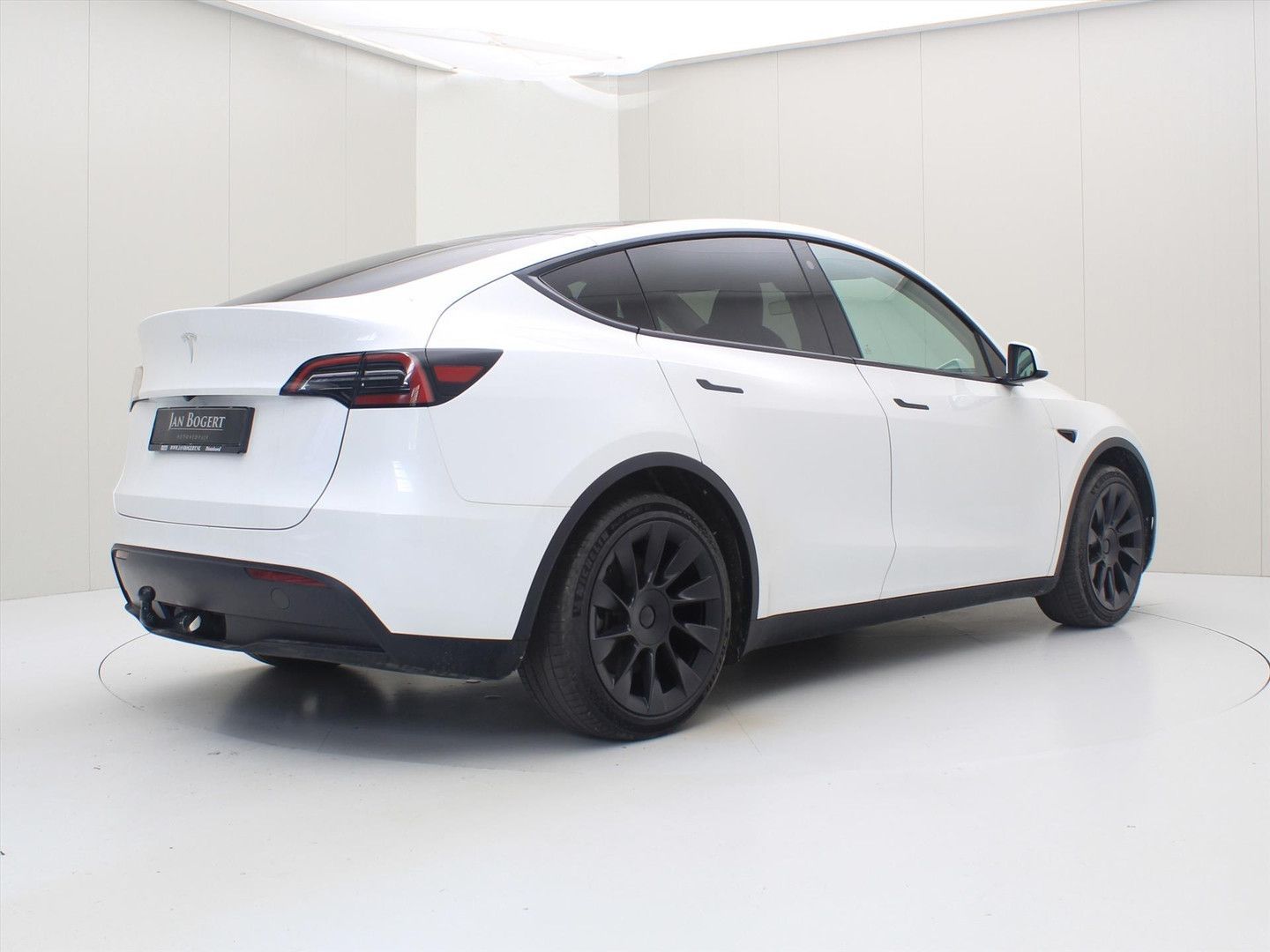 Tesla Model Y Standard RWD Plus 299pk 95% SoH [ TREKHA imagem 3
