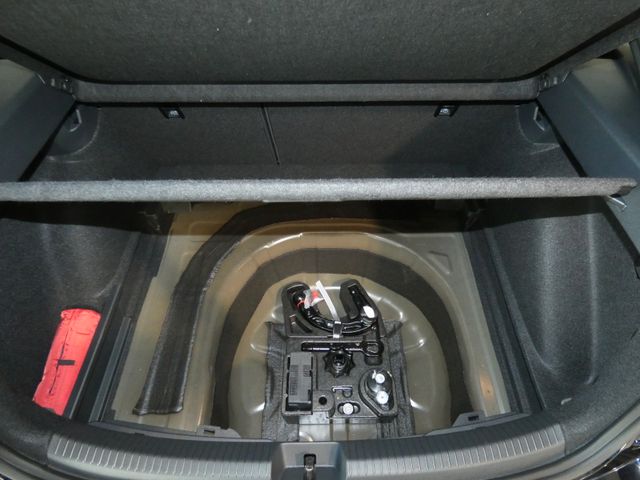 Taigo 1.0 TSI R-Line DSG AHK PANO ACC NAV KAMERA