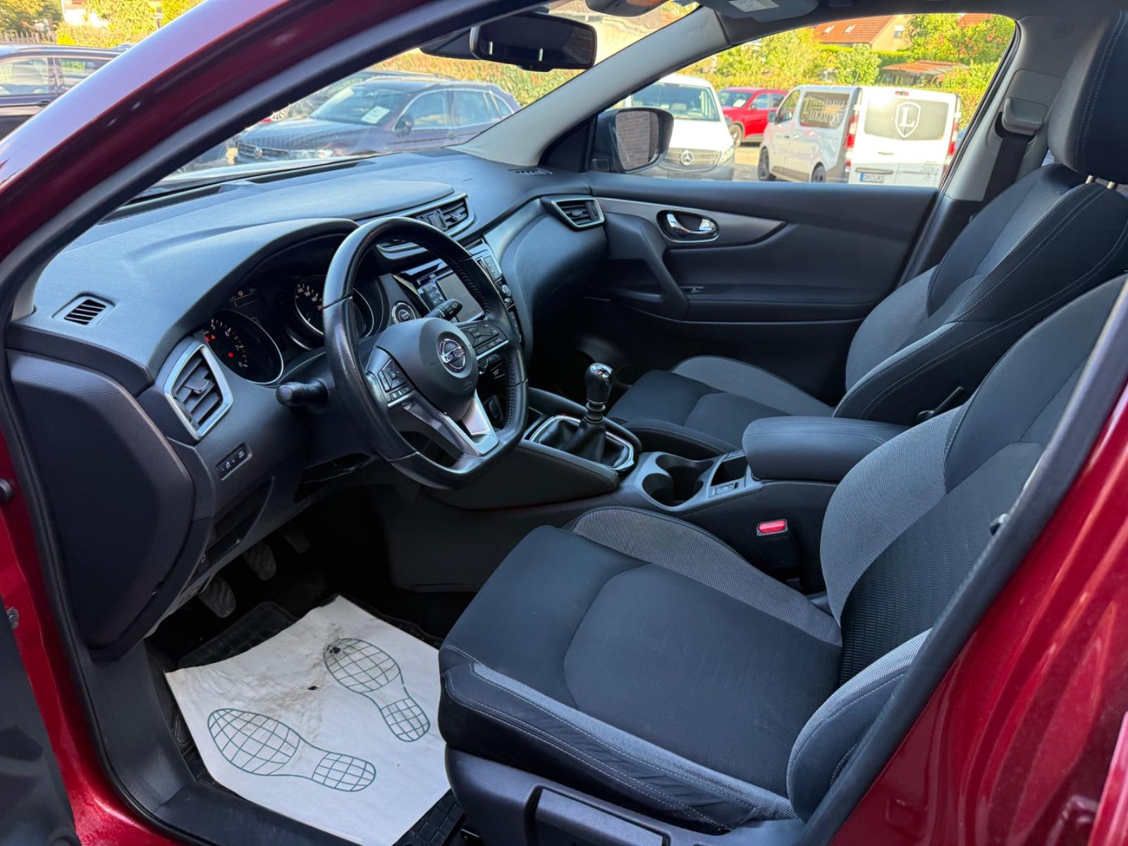Nissan Qashqai N-Connecta I PANO I 360 KAM I LED