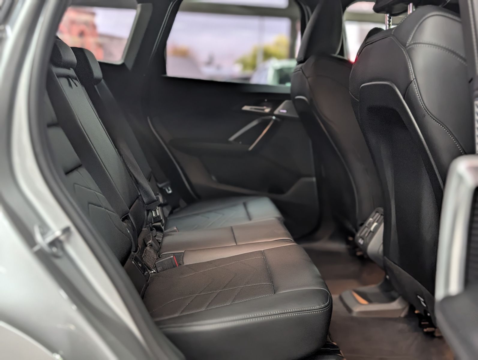 Fahrzeugabbildung BMW X1 23 i xDrive M Sport H&K PANO LEDER AHK Ad-LED