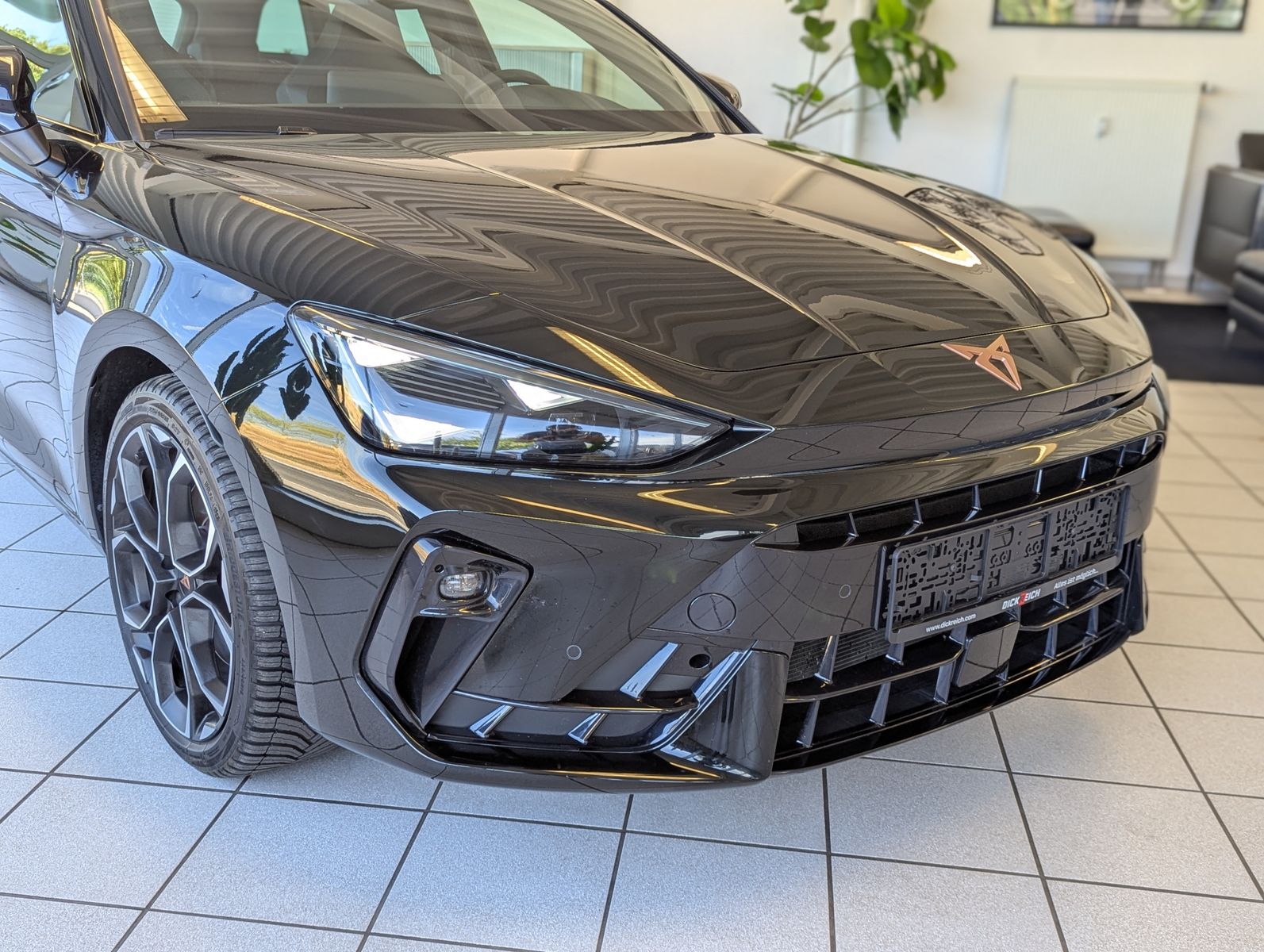 Fahrzeugabbildung CUPRA Leon 2.0 DSG Dynamic/Edge-Paket Navi AHK 5J-Gara