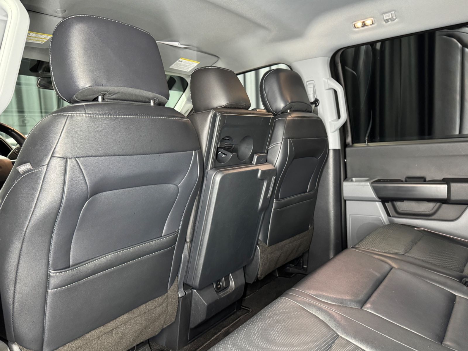 Fahrzeugabbildung Ford F 150 RAPTOR SVT|OFFROAD 20 ZOLL| 6-SITZ|NAVI|