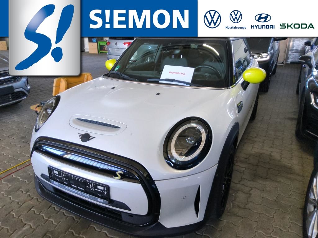 MINI Cooper S E 32,6 kWh LED Pano HuD RKam CarPlay SH
