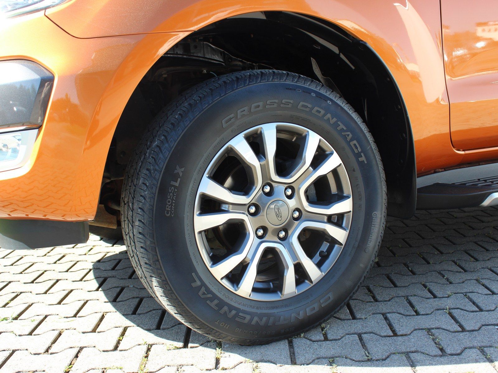 Fahrzeugabbildung Ford Ranger Wildtrak Extrakabine 4x4 3,2 TDCi