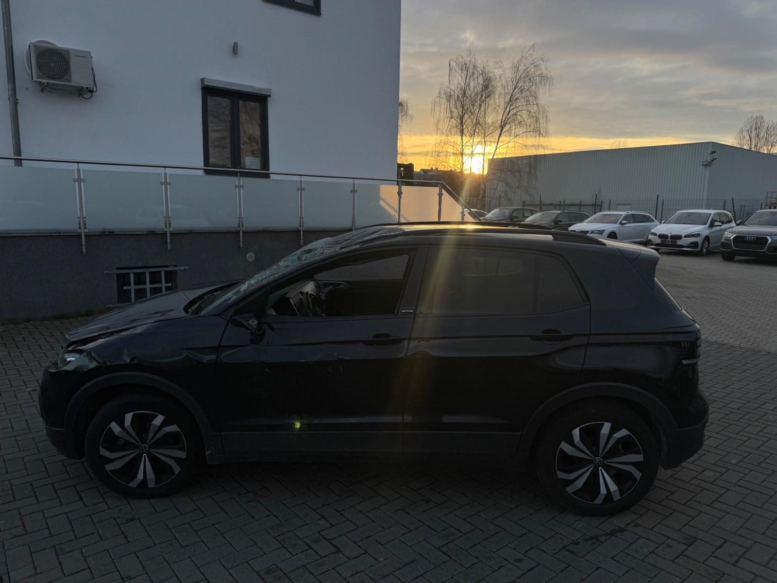 Volkswagen T-Cross Active 1.0 TSI DSG*LED*NAVI*