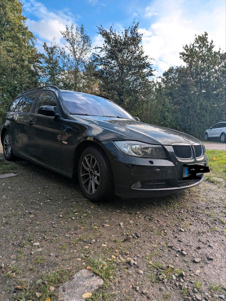 BMW 320