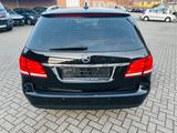 Mercedes-Benz E 250 T-Modell E 250 PDC XENON NAVI ABW AAT - Mercedes-Benz E 250 mit Diesel-Antrieb: Automatik