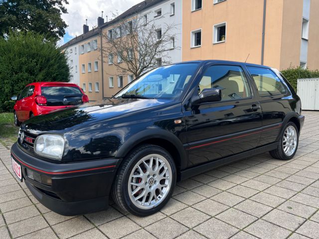 Volkswagen Golf 2.0 GTI 20 Jahre GTI JUBI*KLIMA*SERVO*TÜV*