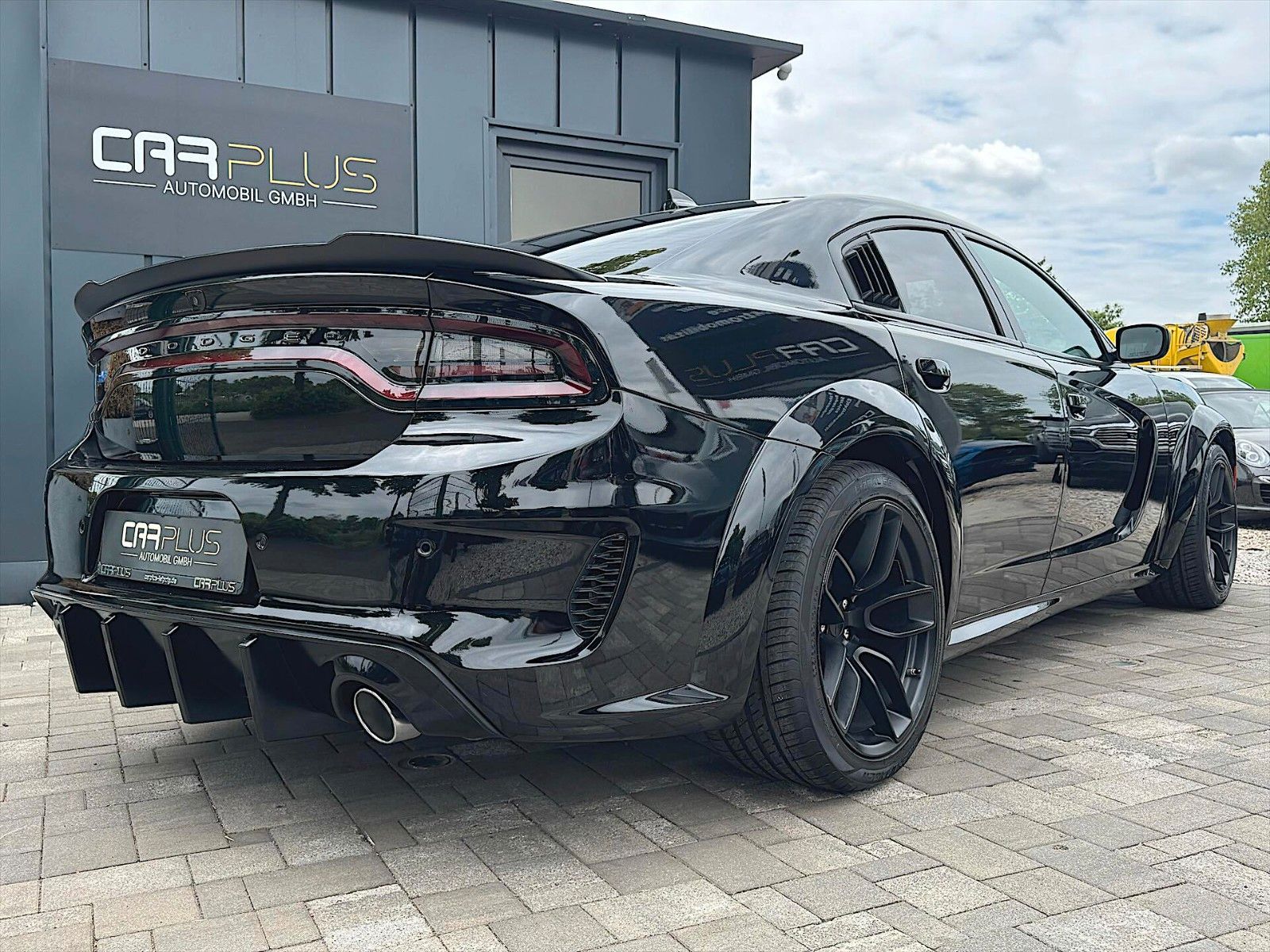 Fahrzeugabbildung Dodge Charger 6.4 SRT Black Edition WIDE BODY Perform.