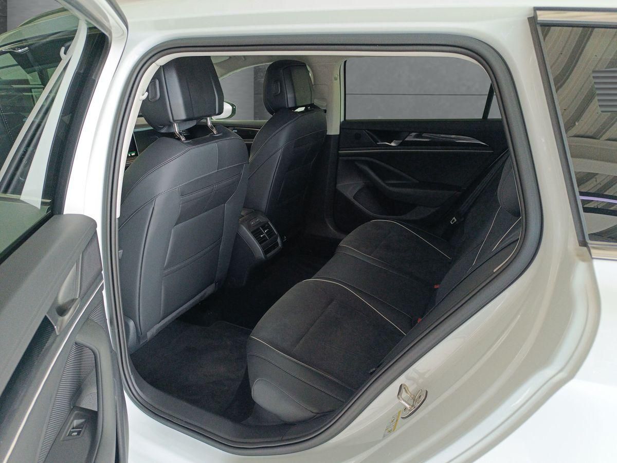 Volkswagen PASSAT 1.5 eTSI BUSINESS 150 PS DSG NAVI AREAV foto 13