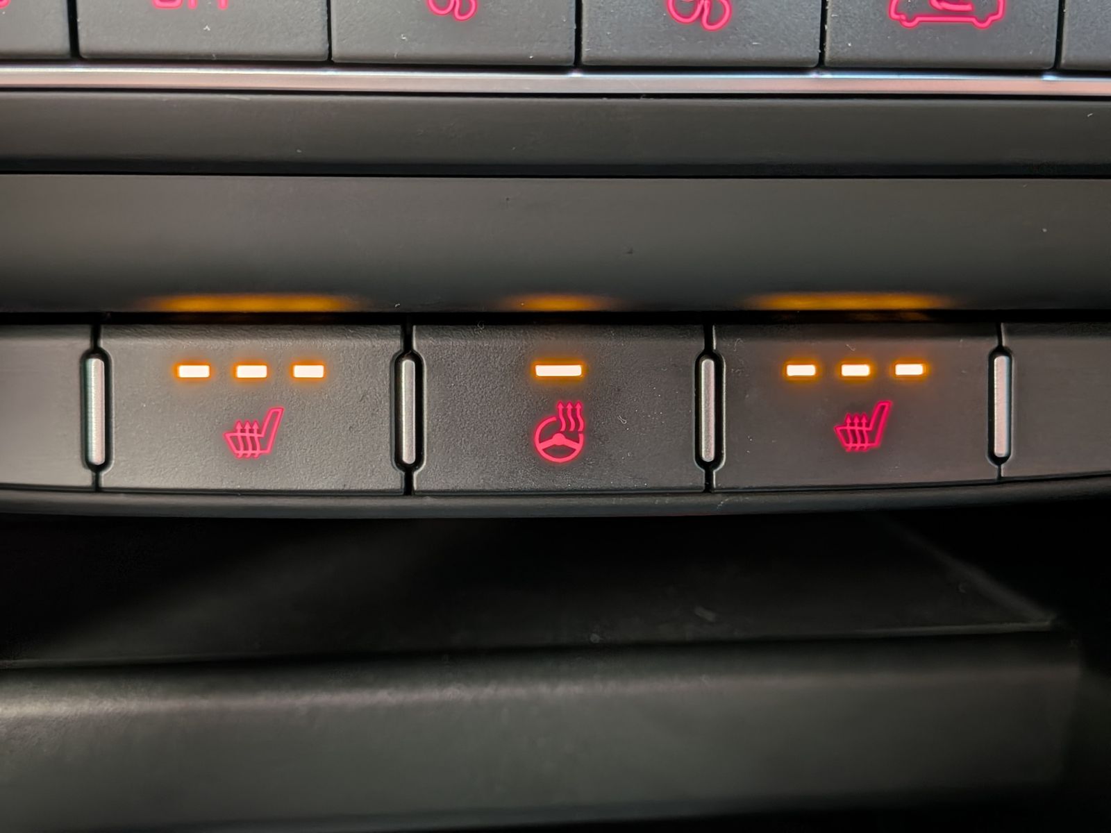 Fahrzeugabbildung Kia cee'd / Ceed 1.5 DCT Spirit JBL Temp LED Cam ACC