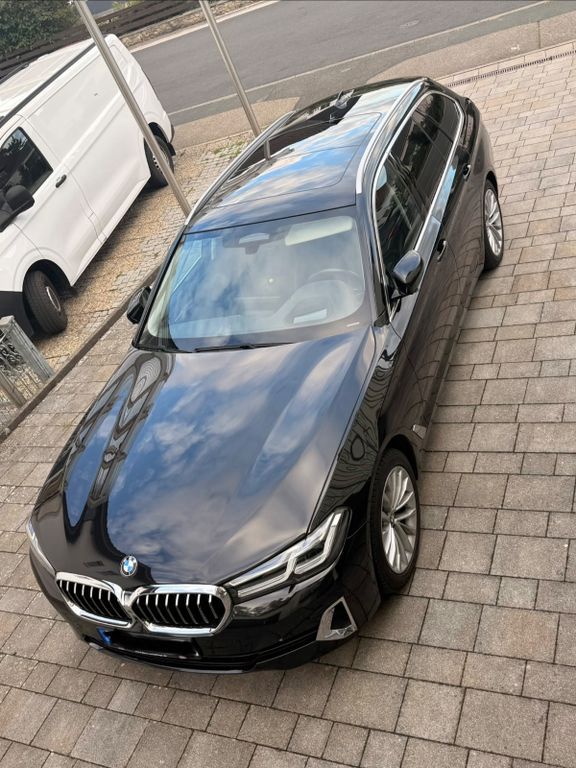 Image of BMW 540