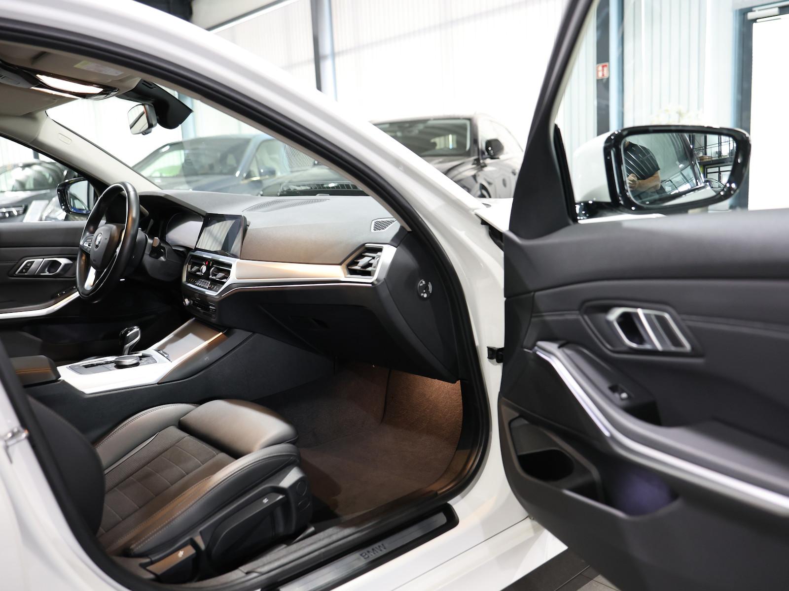 BMW 320 i LIMOUSINE SPORT-LINE SHADOW / LEDER, LIVE+, миниатюра 19