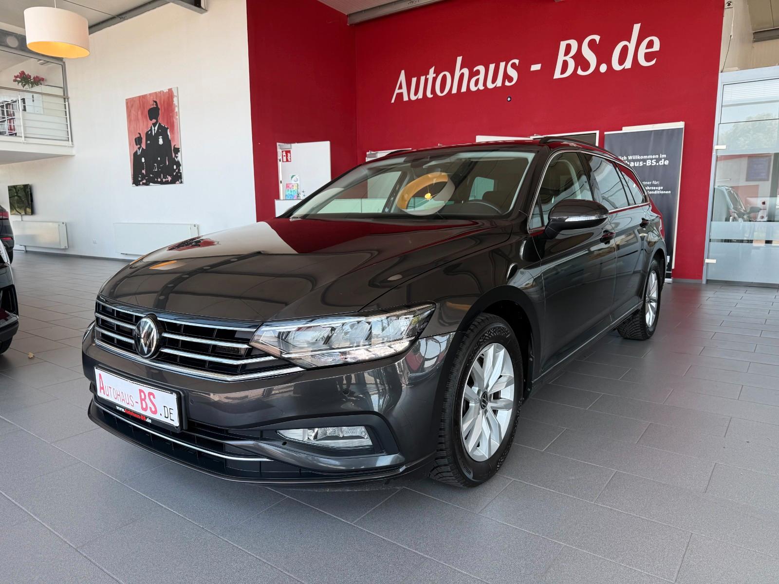 Volkswagen Passat Variant Business 1.5TSI DSG ACC Navi SHZ