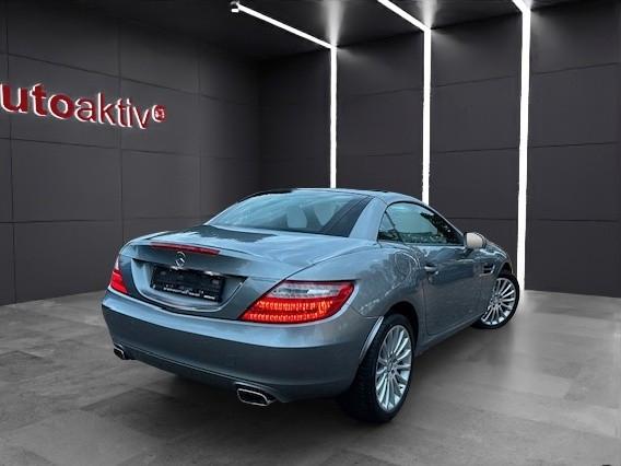 Mercedes-Benz SLK 250