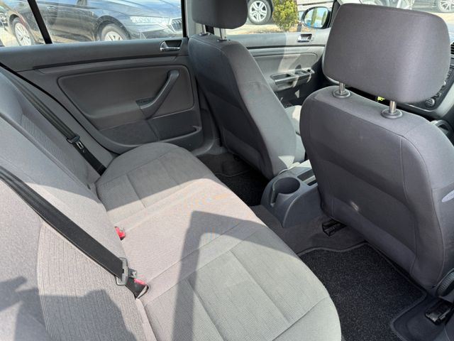 Volkswagen Golf V Lim. Trendline