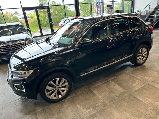 MYAUTOCENTER – Gebraucht- und Jahreswagen mit Werkstattservice in Pfaffenhofen Volkswagen T-Roc Style *LED*Unfallfrei*TÜV*PDC*