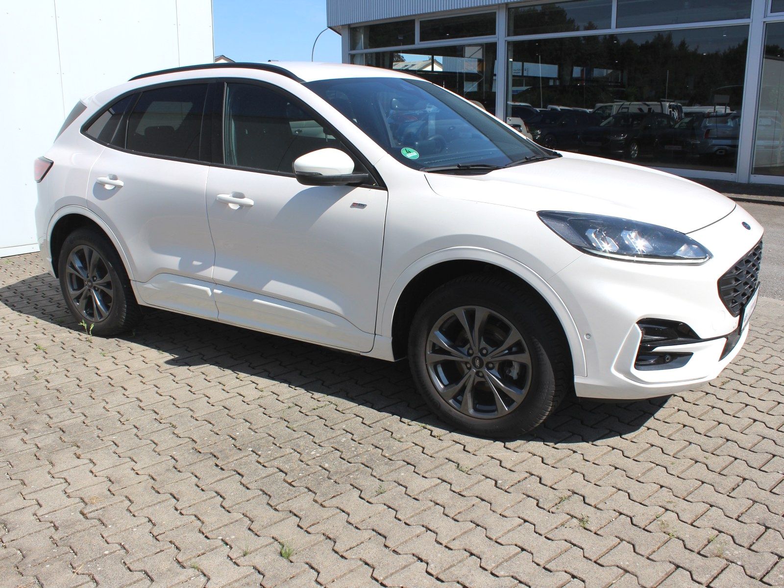 Fahrzeugabbildung Ford Kuga Plug-In Hybrid ST-Line 2,5 Duratec