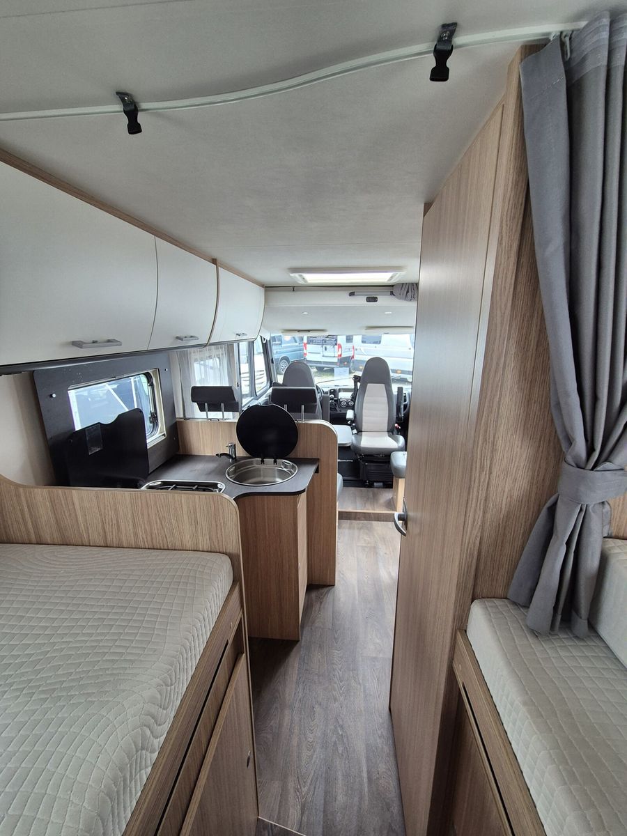 Fahrzeugabbildung Sunlight Adventure I 67S Adventure Navi Solar Dachklima
