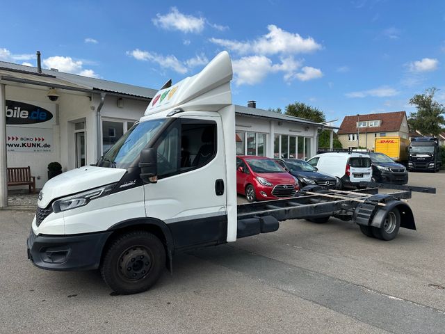 Iveco Daily 70 C 18 2 x Fahrgestell 3.0 Automatik