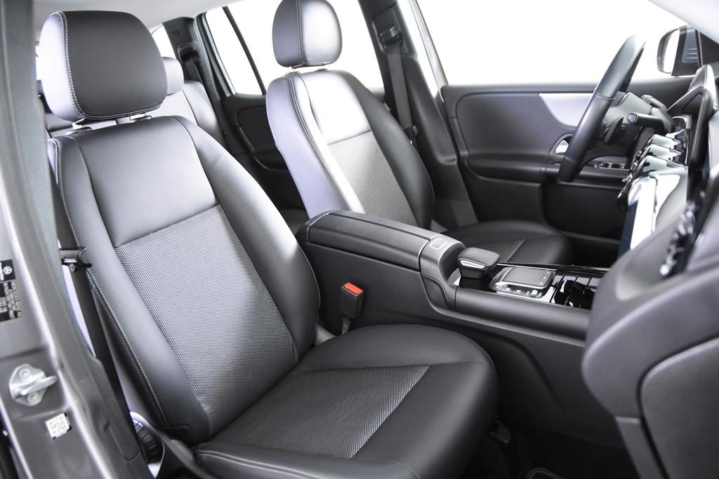 Mercedes-Benz GLB 200 *1.Hand*T-Leder*Navi*SHZ*Park ass.*