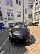 Toyota Auris schwarz top Zustand 53000 Klm - Toyota Auris in Nürnberg
