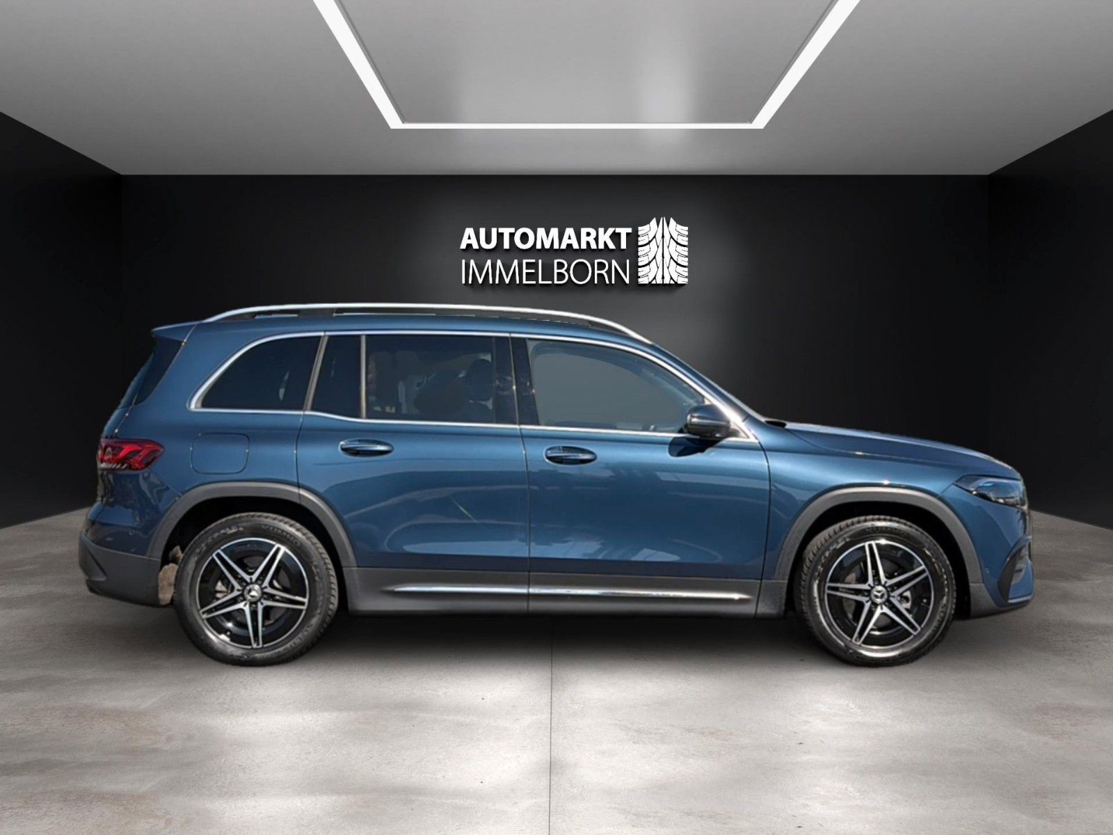Mercedes-Benz EQB 350 AMG ALLRAD Pano 360 Burmesz Distro 96%SO foto 11