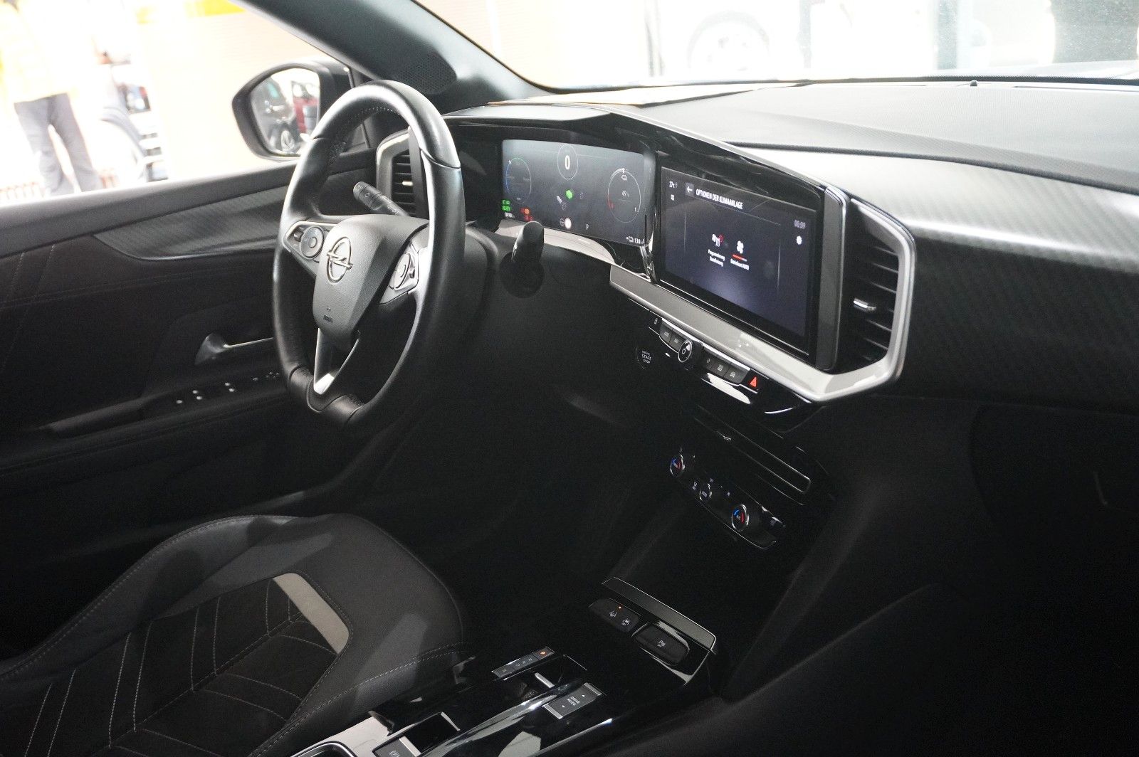 Fahrzeugabbildung Opel Mokka-e ULTIMATE 1-PHASIG NAVI/LED/KAMERA/DAB+