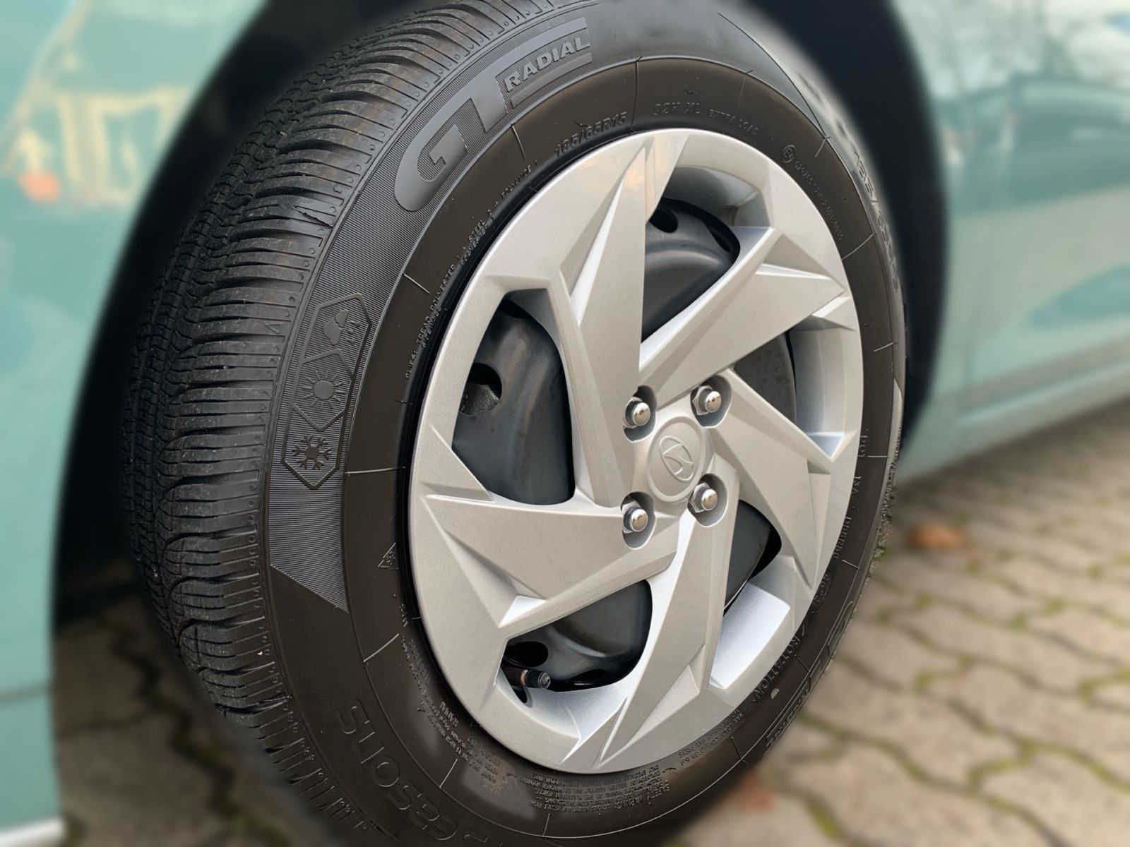 Fahrzeugabbildung Hyundai i20 1.2 Select Navi Kamera Allwetter