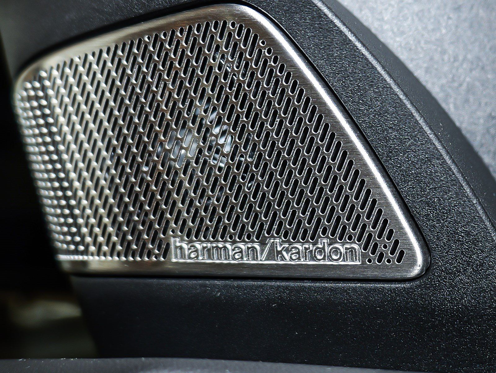 BMW iX3 - Bild 10