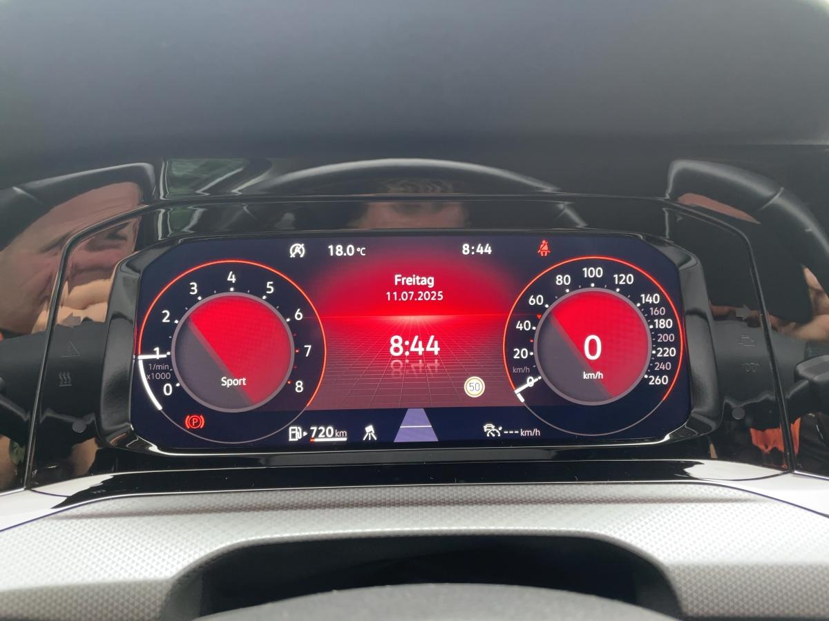 Volkswagen Golf VIII Variant 1.5 TSI Active CarPlay ACC AHK, миниатюра 16