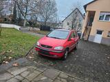 Opel Zafira A 2,2  7sitzer - Opel Zafira aus 2003: 2.2