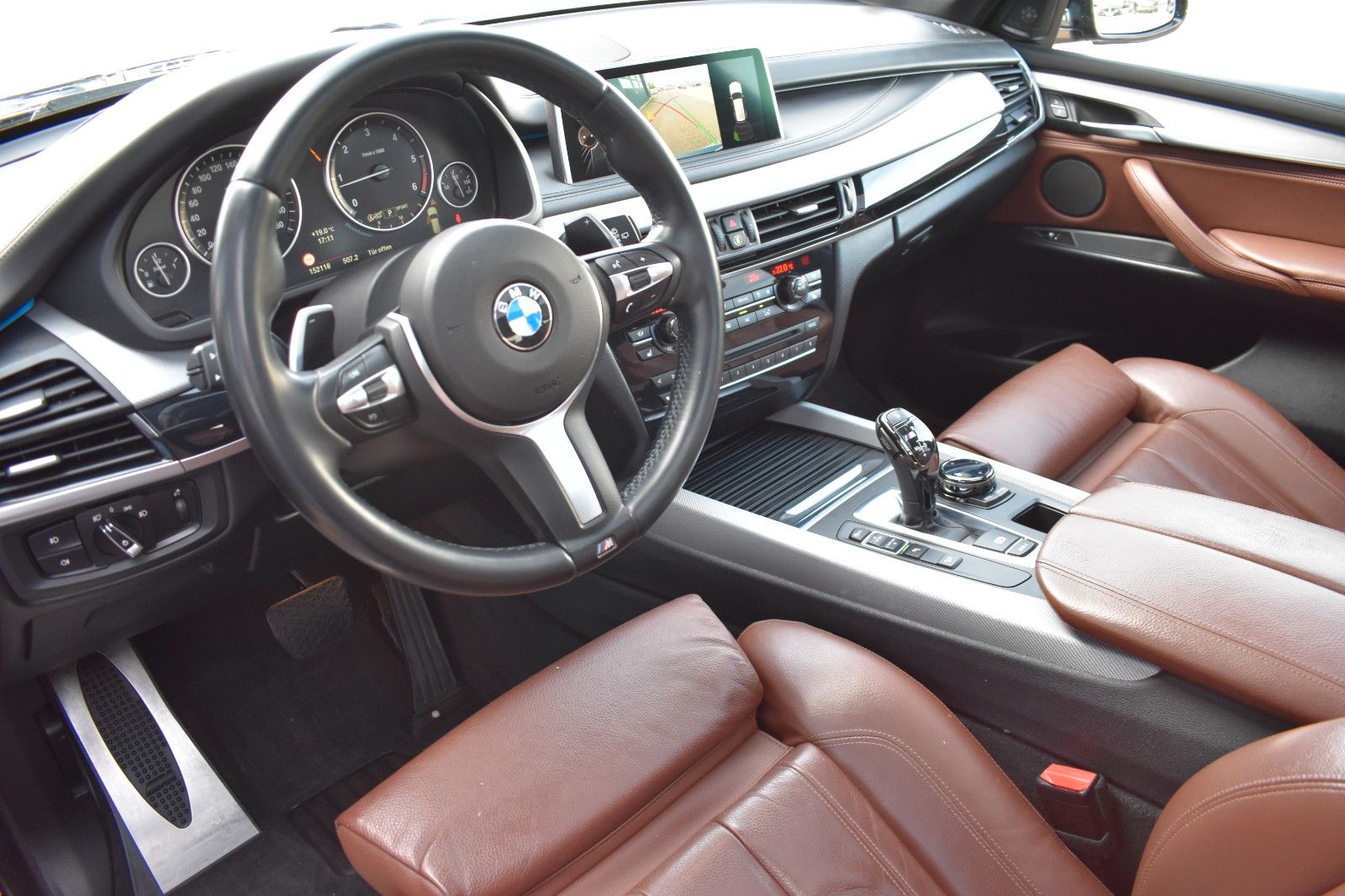 Fahrzeugabbildung BMW X5 M50d*RFK*XENON*PANO*H&K*NAVI*Serv NEU