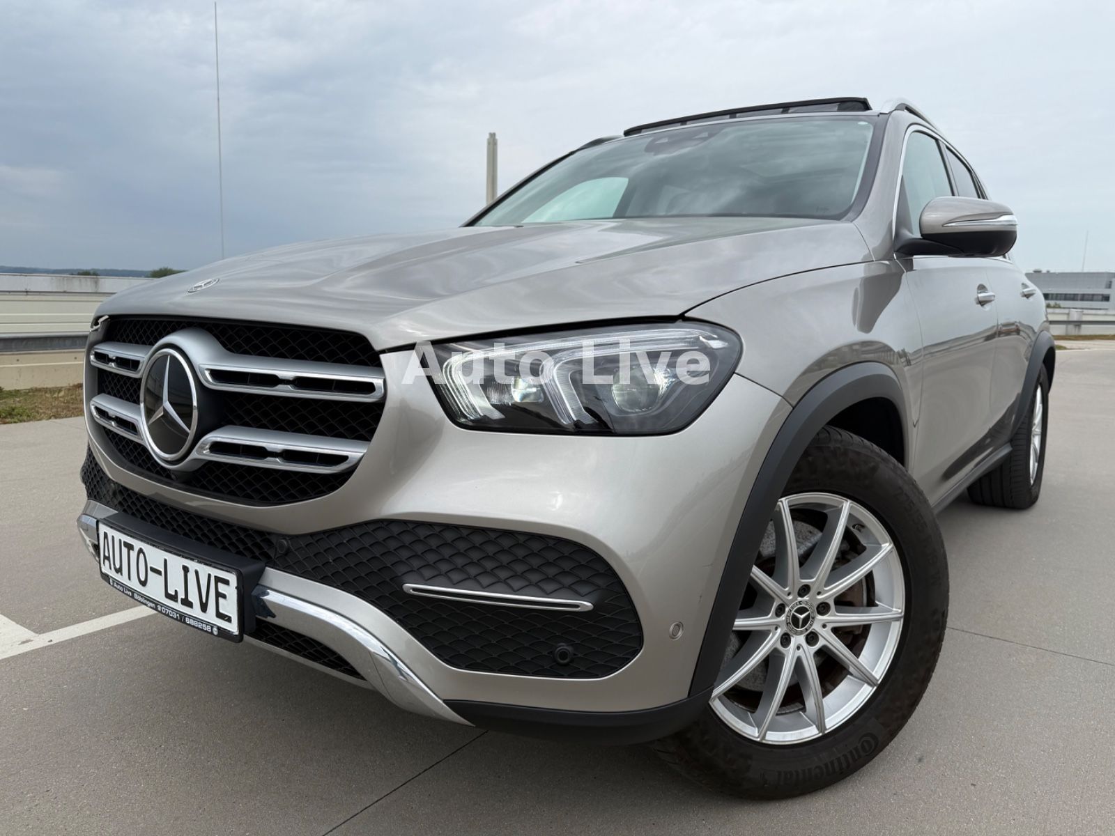 MERCEDES-BENZ GLE 350 de *4M*PANO*WIDESCREEN*BURMESTER*AHK*360