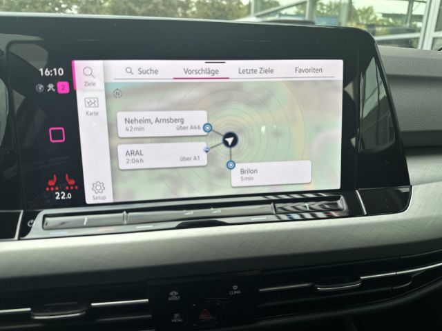 Golf VIII Variant 2.0 TDI DSG Life NAVI BUSINESS