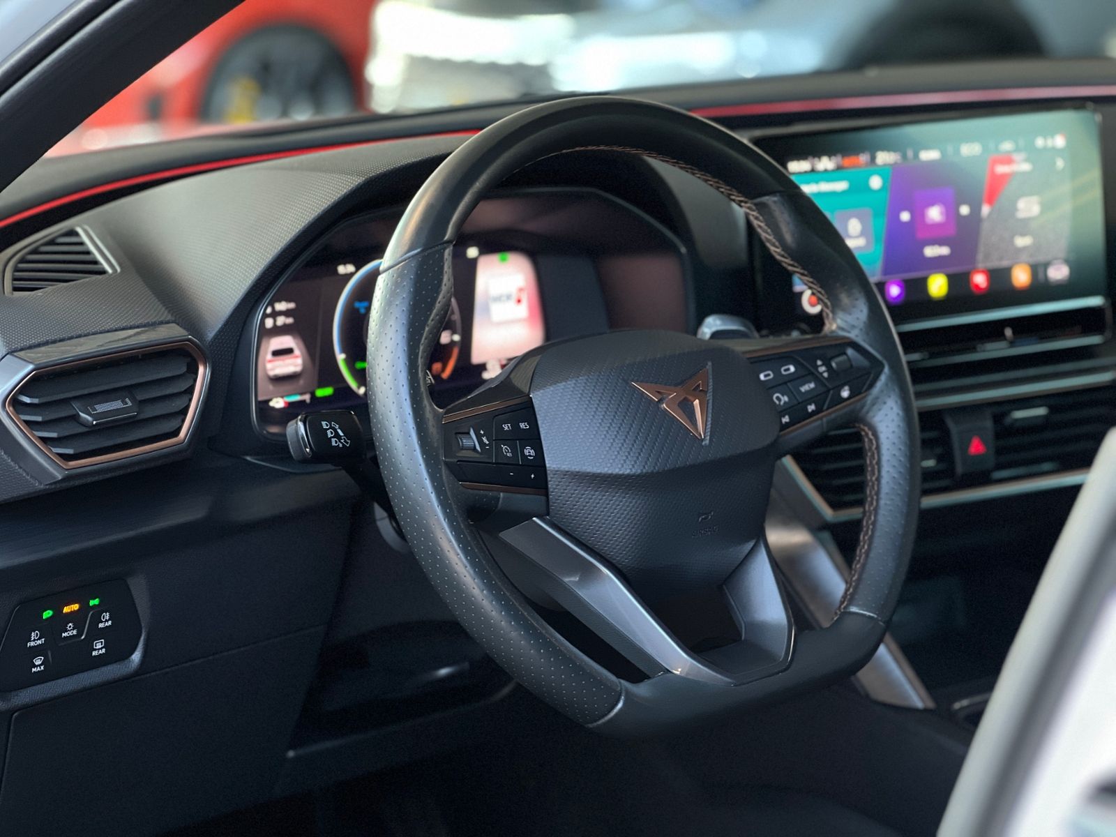 Fahrzeugabbildung CUPRA Leon Lim. VZ e-Hybrid FULL LINK LED NAVI