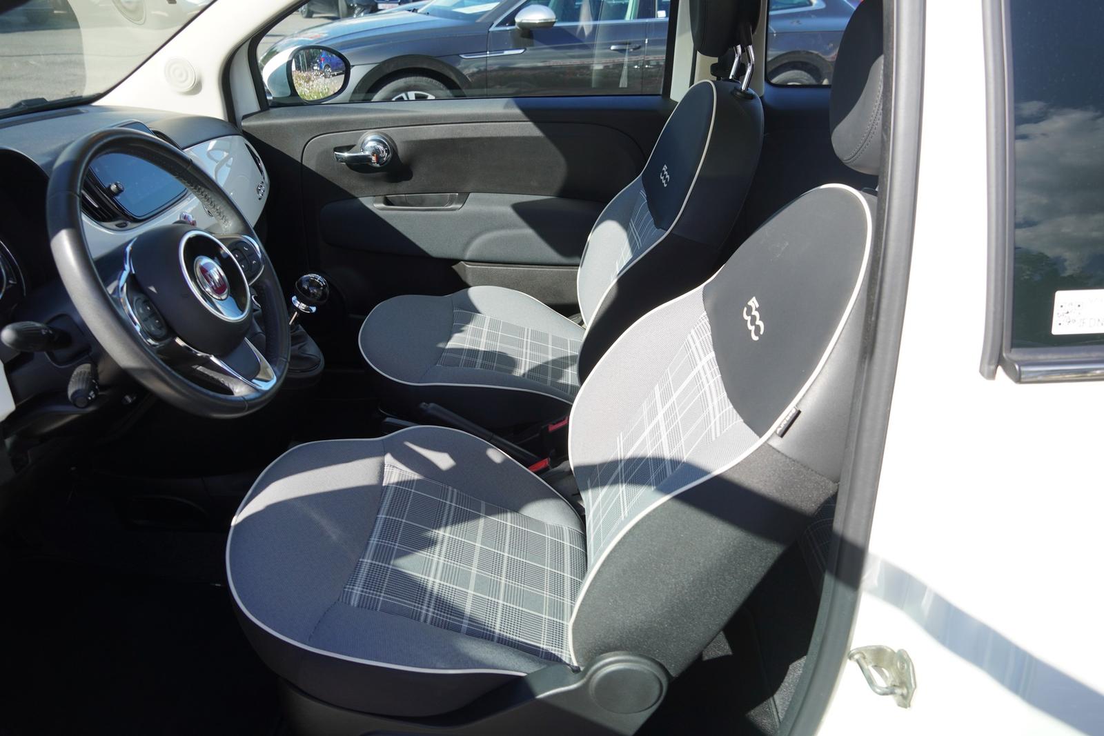 Fiat 500 0.9 Lounge Bi-Xenon Tempomat PDC Klimaaut.