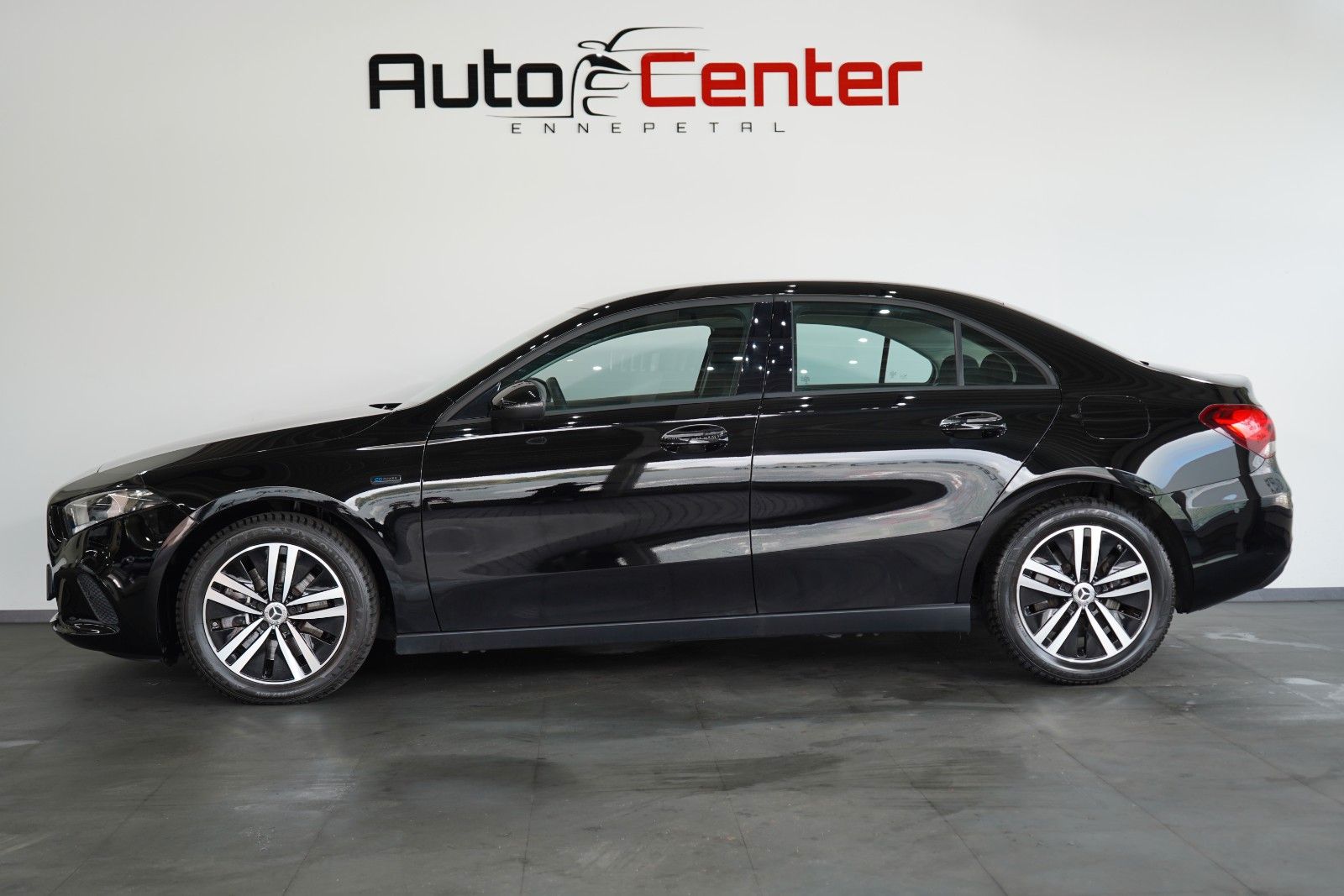 Mercedes-Benz A 250e Lim.*1.Hand*Navi*Hybrid*Sitzhz*MwSt.*Led* imagem 3