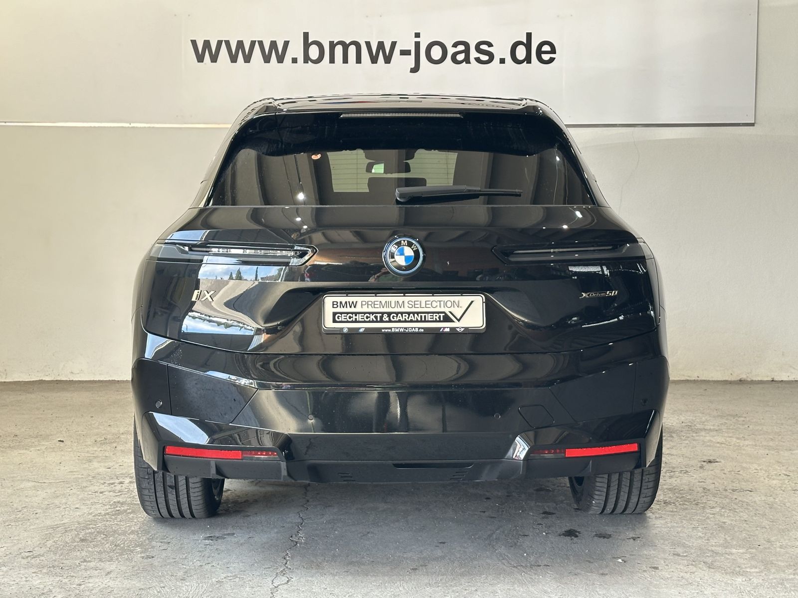 Fahrzeugabbildung BMW iX xDrive50 Panorama Glasdach Sky Lounge B&W Sur