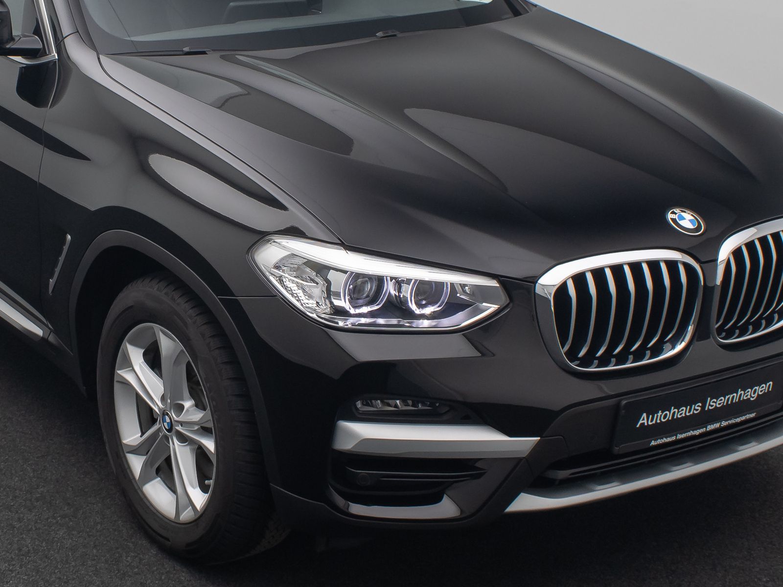 Fahrzeugabbildung BMW X3 xD20d xLine Panorama Sport Individual 18Zoll