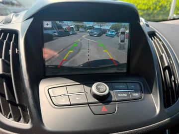Ford Kuga - 11