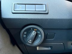 Fahrzeugabbildung Volkswagen T6.1 Multivan DSG Navi Sitzh ACC R.Cam 3xKlima