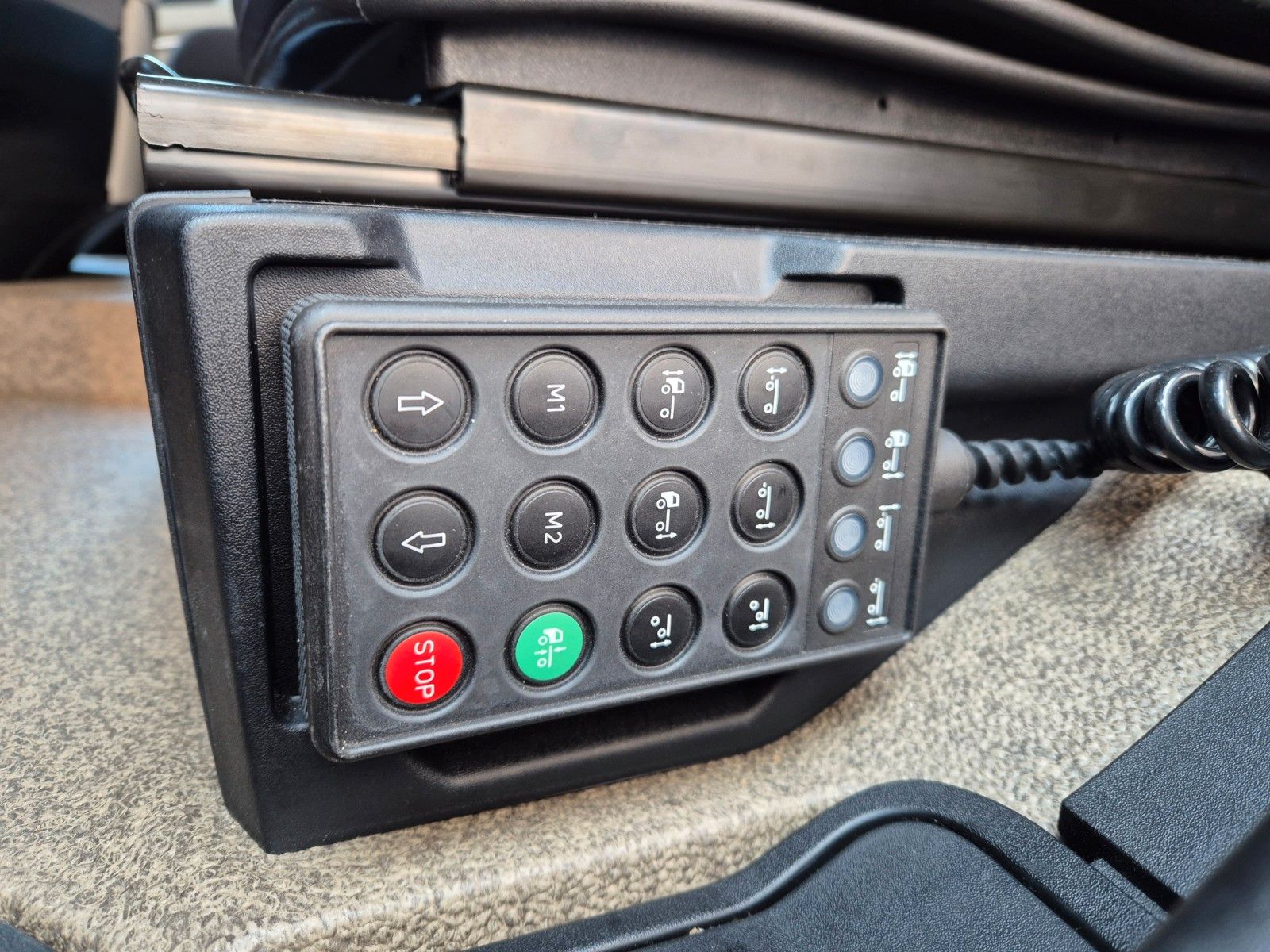 Fahrzeugabbildung Iveco AS260S50Y/FS Schwenkwand LBW 2xAHK CAM Intarder