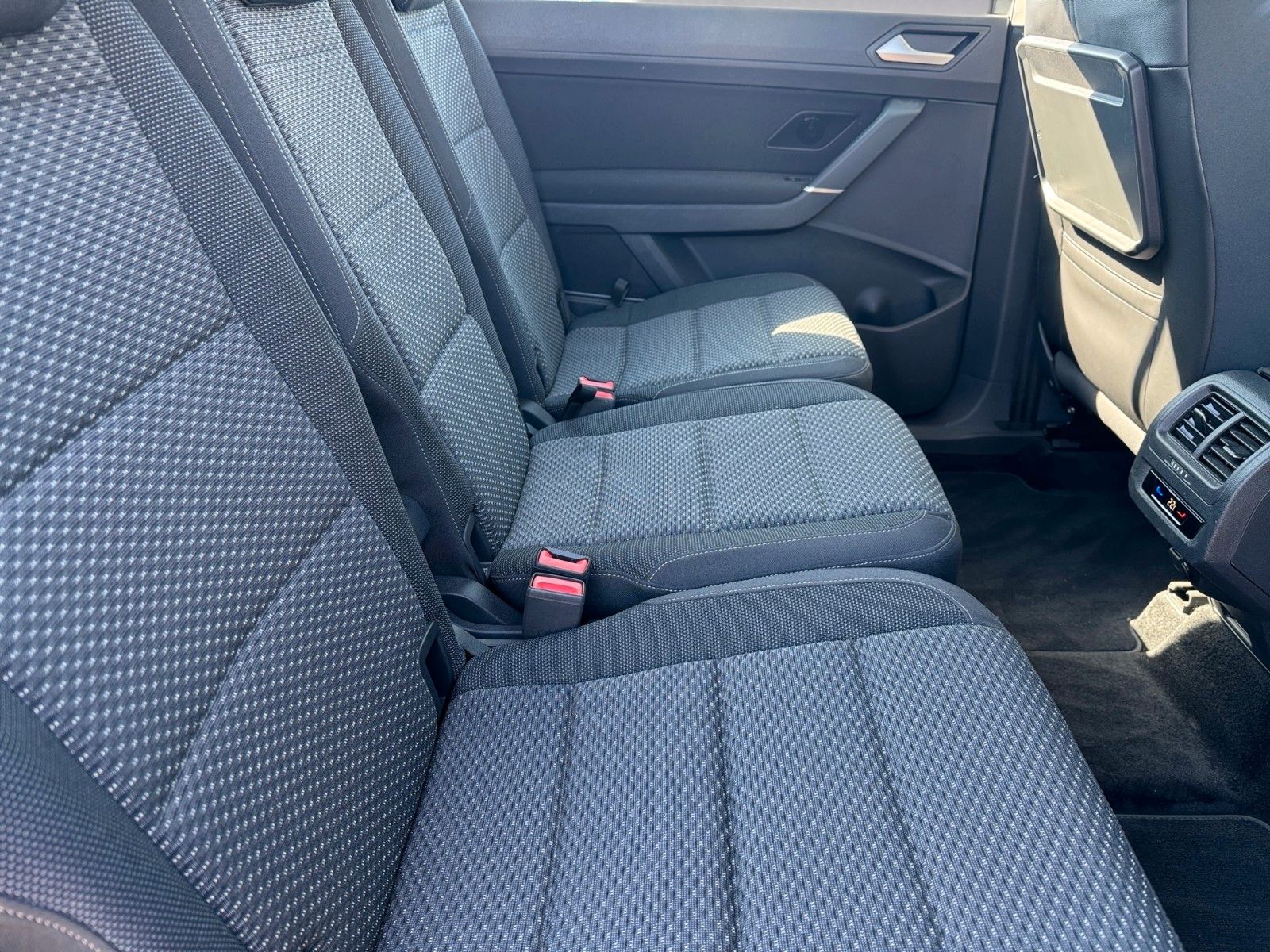 Fahrzeugabbildung Volkswagen Touran Comfortline 2.0 TDI