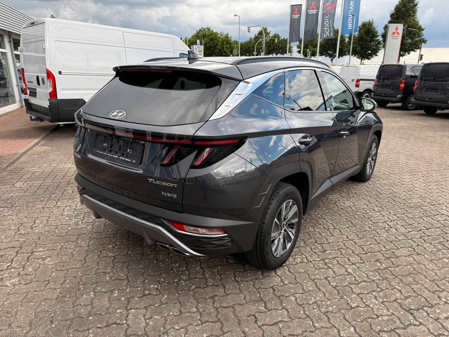 Fahrzeugabbildung Hyundai NEW Tucson Hybrid 1.6 T-GDi 230PS 6-AT 2