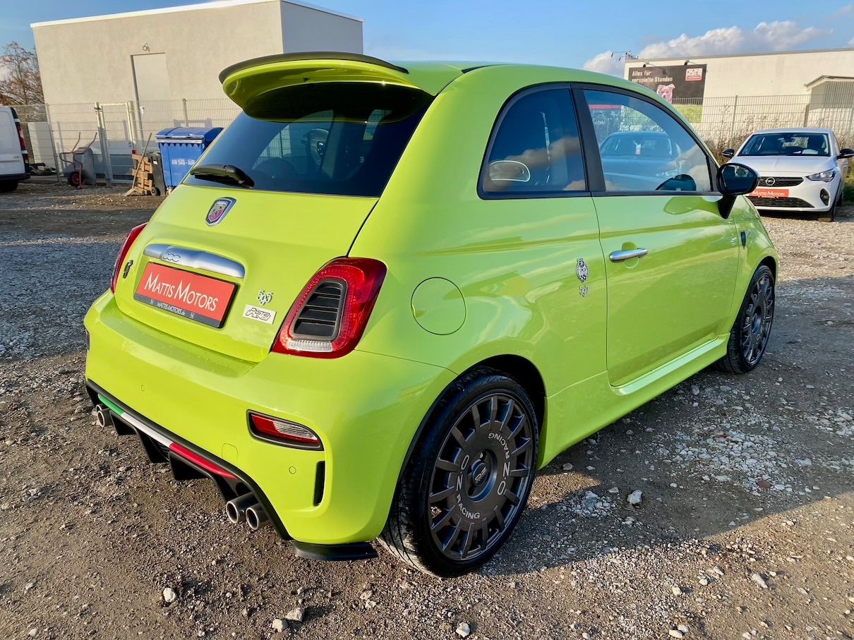 Fahrzeugabbildung Abarth 595 Pista AAC CARPLAY PDC L+R SENSOR
