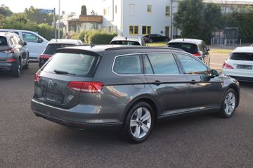 Volkswagen Passat Variant - 6