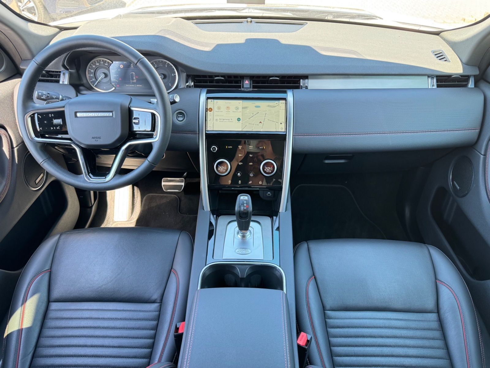 Fahrzeugabbildung Land Rover Discovery Sport R-Dynamic /MERIDIAN/CARPLAY/KAM