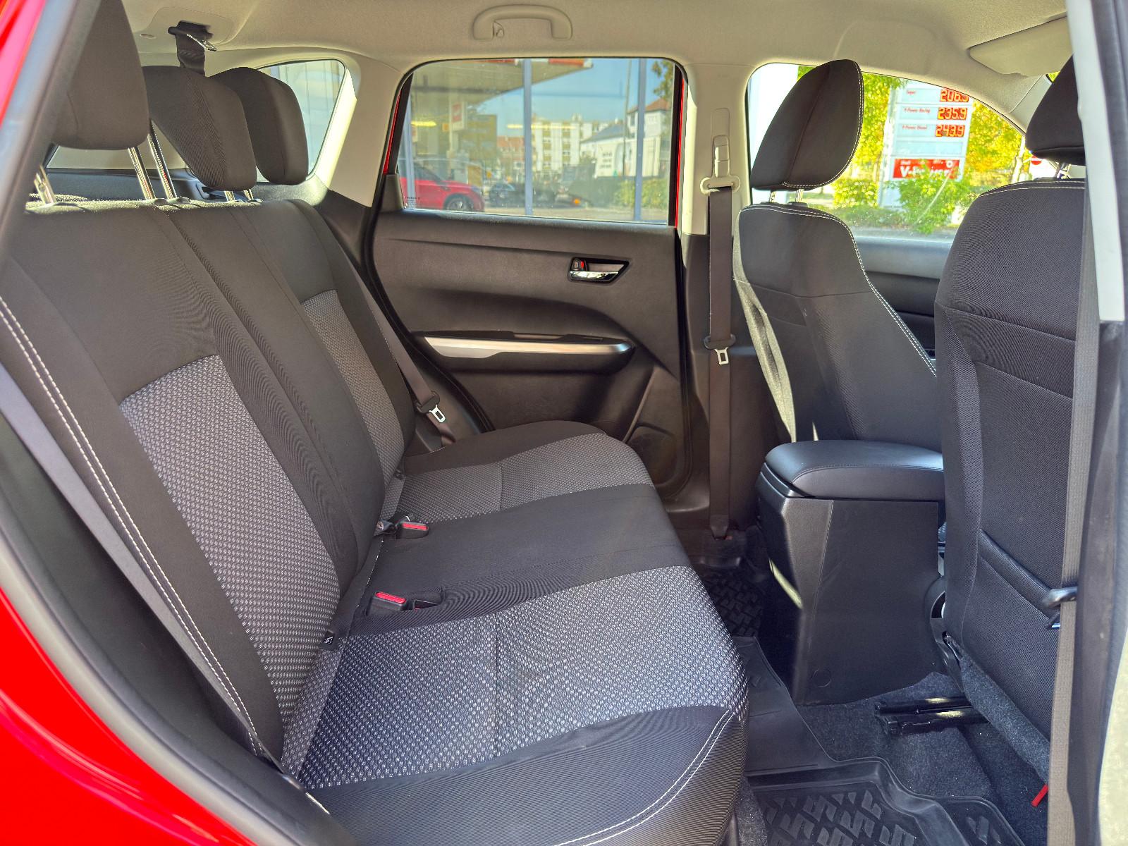 Suzuki Vitara 1.0 4x2 Automatik SHZ Klima Navi